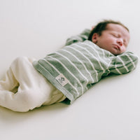 Micu Micu Babyset voor Pasgeborenen: Muts, Vestje en Broekje in Stijlvolle Strepen