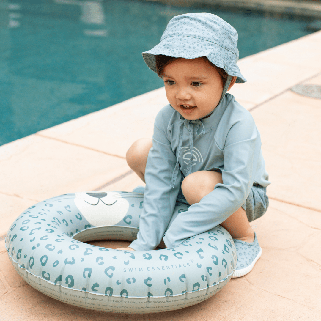 Groene UV Zonnehoed Baby – Leopard Print | Swim Essentials